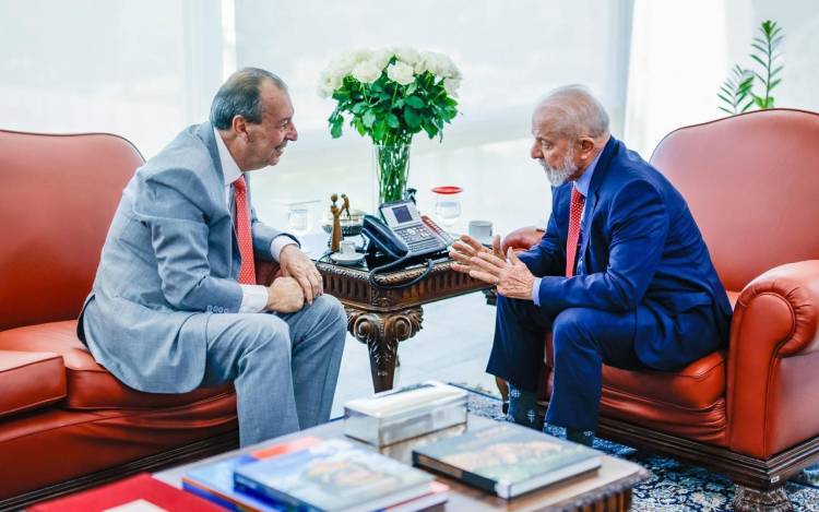 Senador Omar se reúne com presidente Lula e fala sobre desafios da seca, novo Porto de Manaus e da BR-319