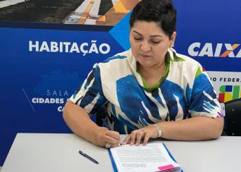 Prefeitura de Presidente Figueiredo e Caixa Econômica firmam parceria para retomada da construção de 345 casas populares