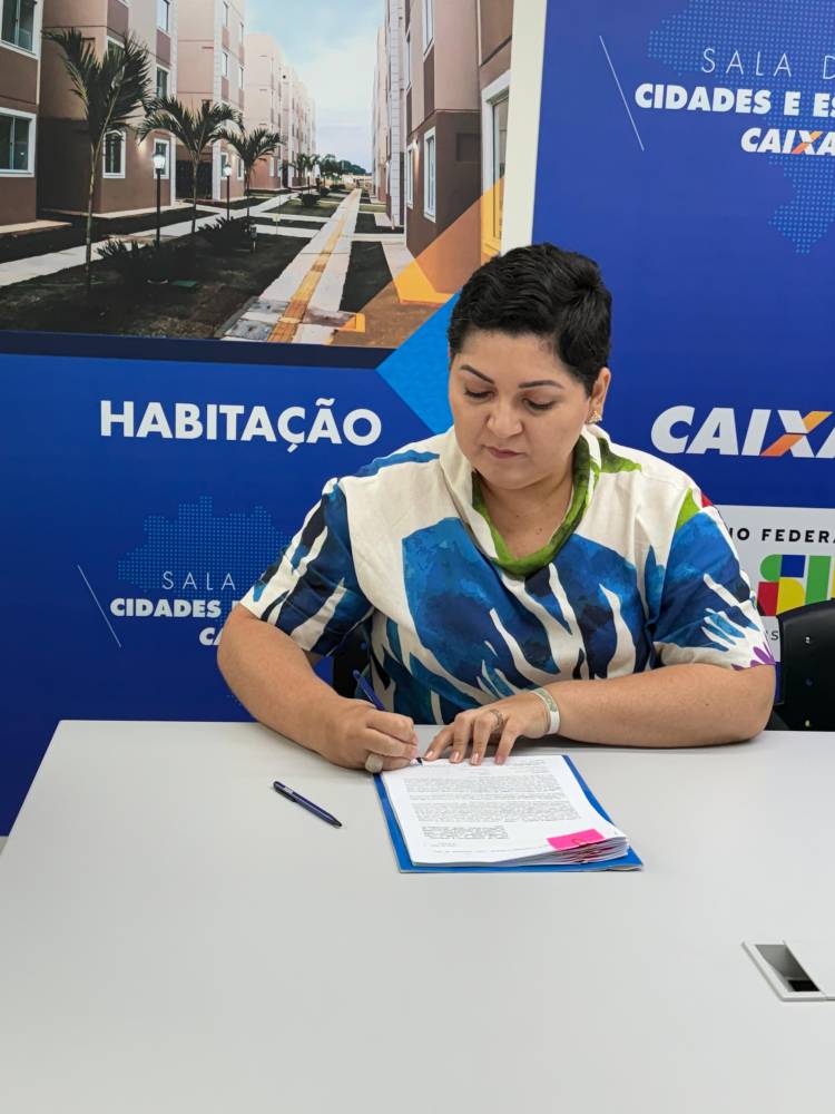 Prefeitura de Presidente Figueiredo e Caixa Econômica firmam parceria para retomada da construção de 345 casas populares