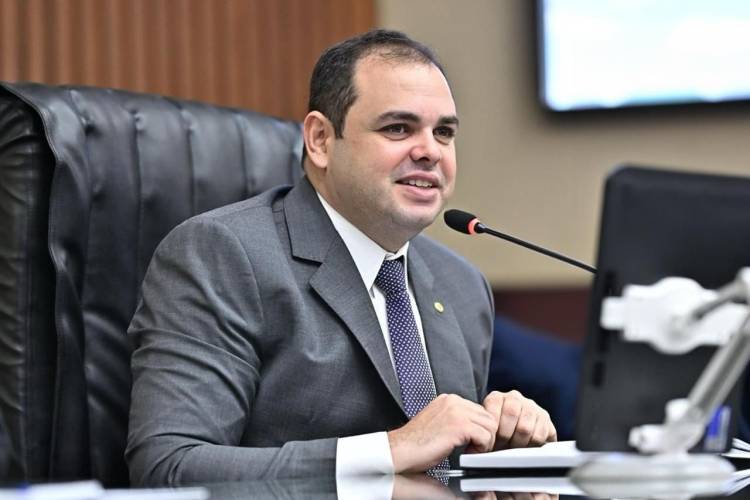 Deputado Roberto Cidade teve 24 propostas transformadas em Leis, somente no primeiro semestre deste ano
