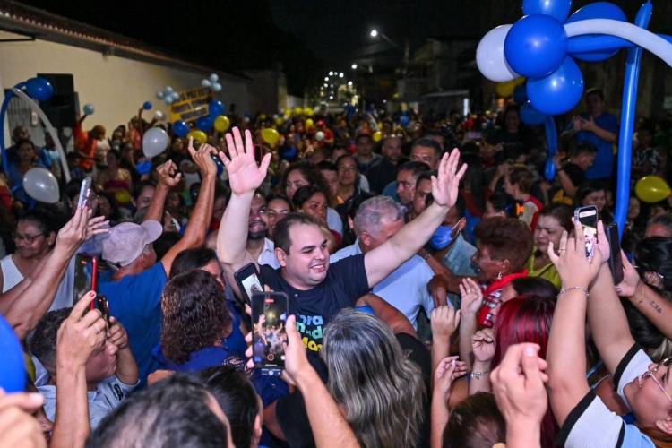 Zona Oeste recebe com entusiasmo compromissos do pré-candidato à Prefeitura de Manaus, Roberto Cidade