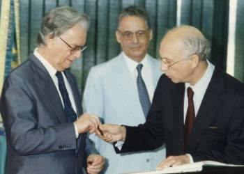 30 anos do Plano Real: moeda enfrentou batalha política até ser aprovada