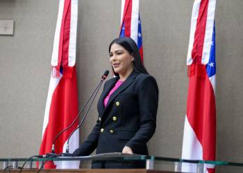 Deputada Mayra Dias destaca Parintins como referência em investimentos na saúde