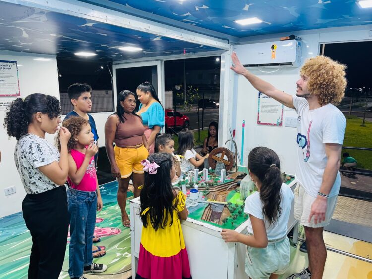 Manaus recebe exposição interativa sobre o ciclo da água, com mostra de cinema