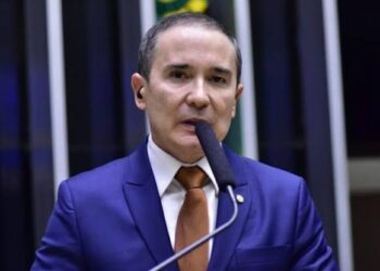 Deputado de Roraima é escolhido o melhor da região Norte pelo Congresso em Foco