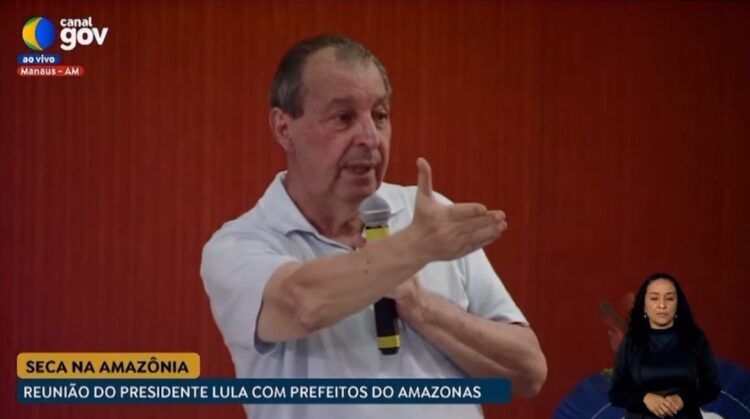 Em agenda ao lado de Lula, senador Omar volta a cobrar reconstrução da BR-319
