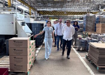 Suframa conhece projetos de bioplásticos da Tutiplast e debate futuro da indústria — Suframa