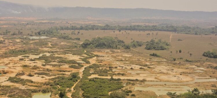 Ibama interrompe garimpo ilegal na Terra Indígena Kayapó, no PA — Ibama
