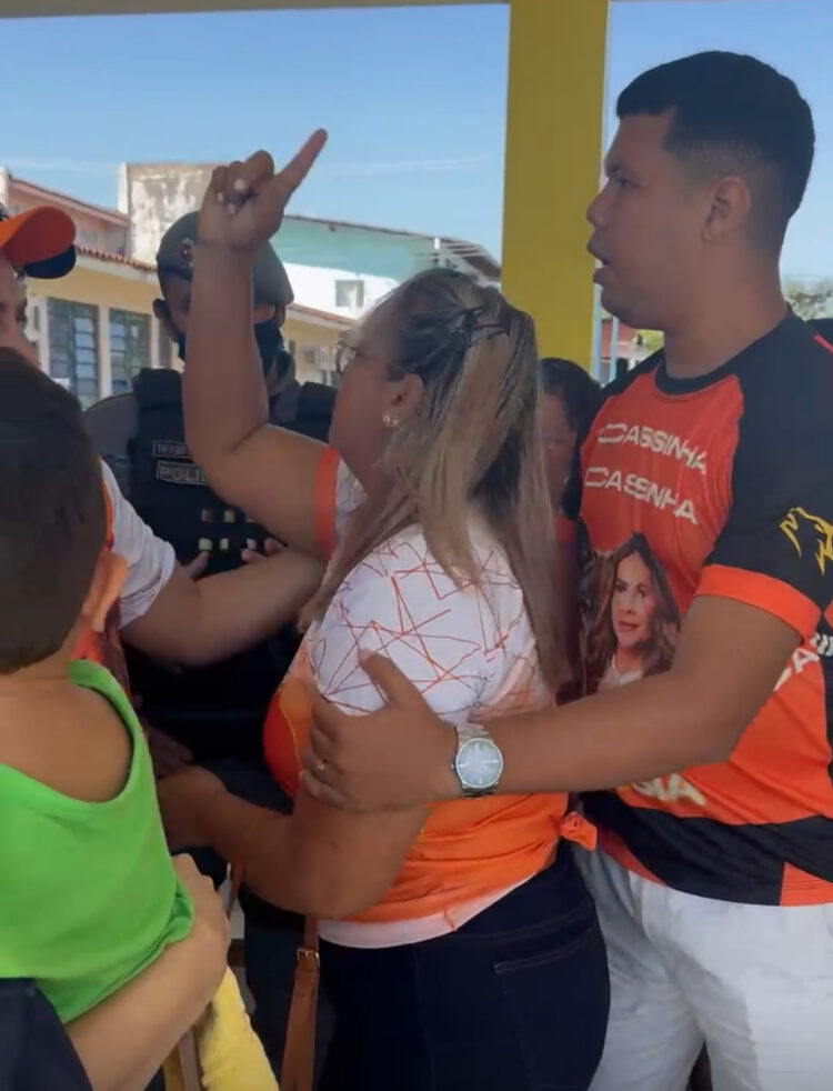 Apoiadores de Ana Cássia agridem Marina Pandolfo em seção eleitoral de Nhamundá