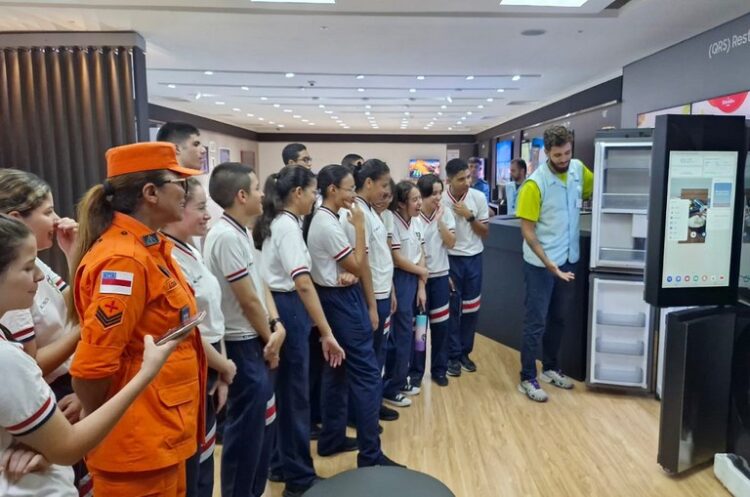 Programa da Suframa promove visitas à Samsung e BMW — Suframa