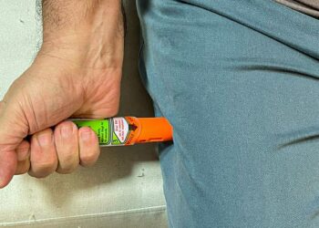 Alergia grave: pesquisadores criam 1ª caneta de adrenalina brasileira