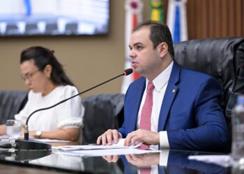 Em dia de votação com pauta extensa, presidente Roberto Cidade afirma que expectativa é finalizar o ano com a pauta de projetos zerada