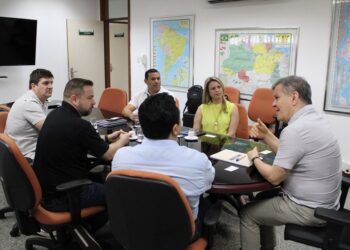 Positivo Tecnologia e Suframa discutem alternativas logísticas e atualizações aduaneiras no PIM — Suframa