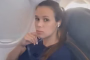 Jeniffer Castro bateu 1,5 milhão de seguidores