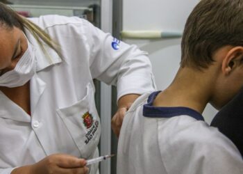Brasil está perto de alcançar meta de vacinação contra o vírus HPV