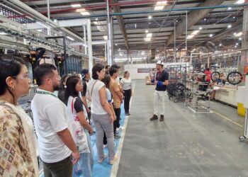 Alunos da Ufam-Itacoatiara e da UEA finalizam agenda do Programa Zona Franca de Portas Abertas em novembro — Suframa