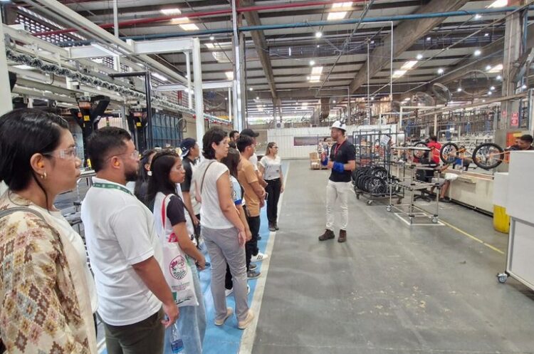 Alunos da Ufam-Itacoatiara e da UEA finalizam agenda do Programa Zona Franca de Portas Abertas em novembro — Suframa