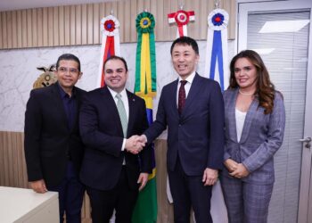 Presidente da Aleam, Roberto Cidade e cônsul-geral do Japão, Yuichi Miyagawa, reforçam laços econômicos e culturais em agenda oficial