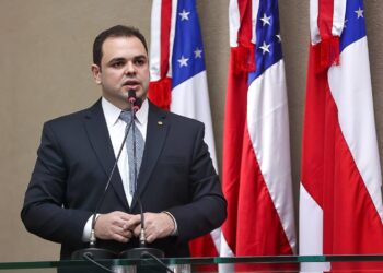 Presidente Roberto Cidade ‘encabeça’ projeto conjunto que fortalece combate à disseminação de fake news