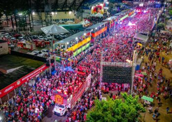 Mateus Assayag quer transformar Carnailha e Carnaboi em grandes produtos turísticos de Parintins