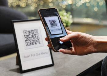 Procon-AM alerta sobre cobrança indevida de taxas extras em pagamentos com PIX