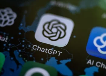 ChatGPT divulga CPF de figuras públicas após flexibilizar moderação