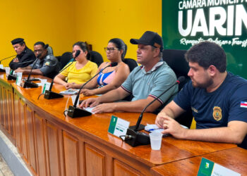 Prefeito Marcos Martins se reúne presidentes das comunidades para discutirem ações emergenciais de segurança pública em Uarini