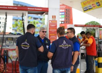 Procon-AM mantém fiscalização nos postos de combustíveis por aumento no preço da gasolina e já multou 35 estabelecimentos