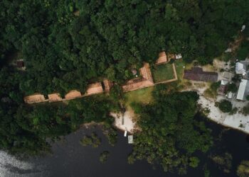 Parceria entre FAS e Schneider Electric implementa polo de soluções energéticas em comunidades da Amazônia - FAS