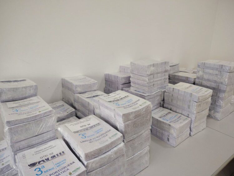 Imprensa Oficial entrega 104.608 provas da Secretaria de Educação produzidas em seu parque gráfico