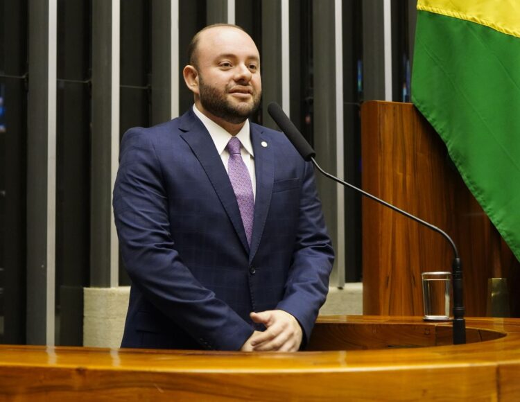 Fausto Júnior é eleito vice-presidente da Comissão de Integração Nacional e Desenvolvimento Regional