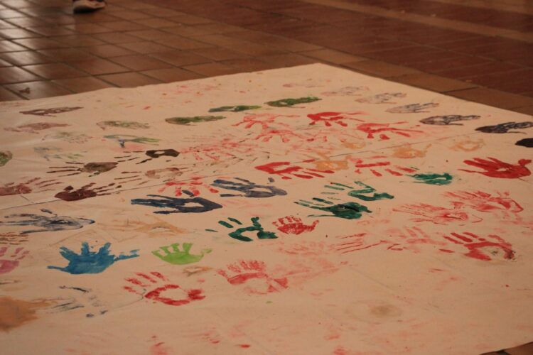 Dia Mundial do Autismo: Mães atípicas participam da campanha ‘Abril Azul’ no CECF Padre Pedro