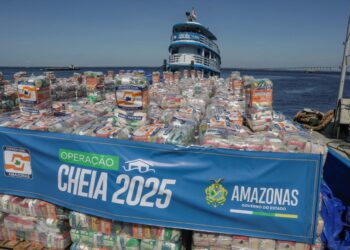 Governo do Amazonas divulga boletim sobre a cheia no estado, nesta sexta-feira