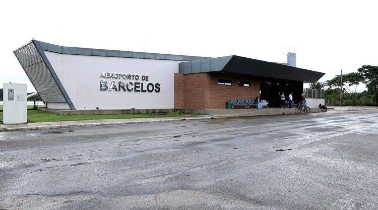 Governador Wilson Lima inaugura nova pista do aeroporto de Barcelos, ampliando capacidade operacional do terminal