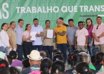 Governador Wilson Lima assina ordem de serviço para início das obras de recuperação do sistema viário de Rio Preto da Eva