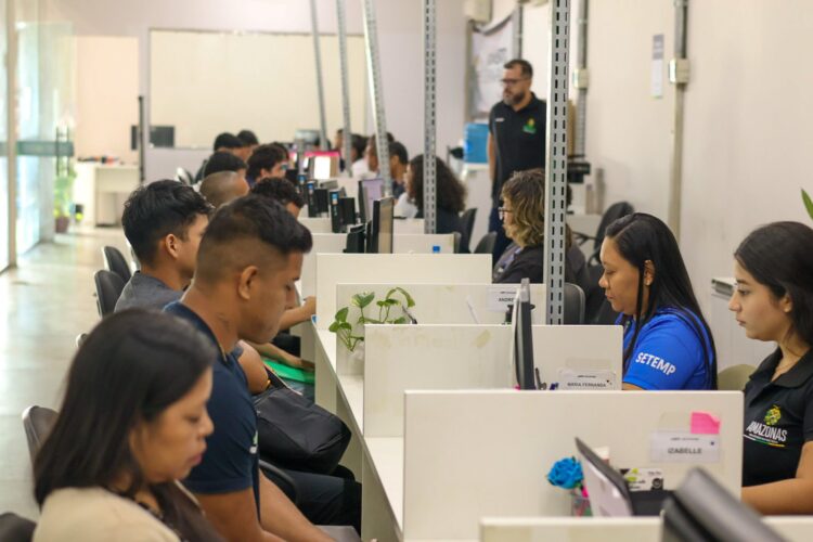 Sine Amazonas divulga 364 vagas de emprego para esta quinta-feira