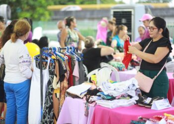 Governo do Amazonas promove 4ª edição Bazar das Mulheres Empreendedoras do Prosamin+