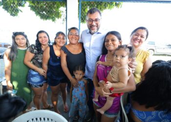 Mães de alunos do Pelci destacam compromisso do Governo do Amazonas com esporte e lazer