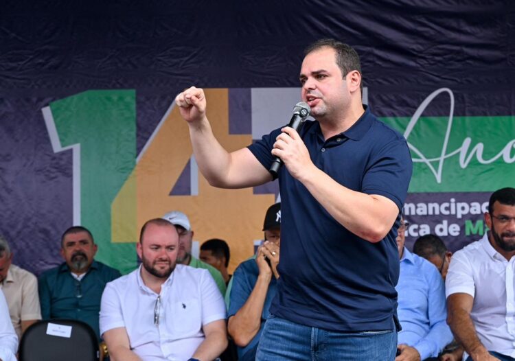 Em agenda positiva no Sul do Estado, deputado Roberto Cidade comemora avanços na saúde do interior