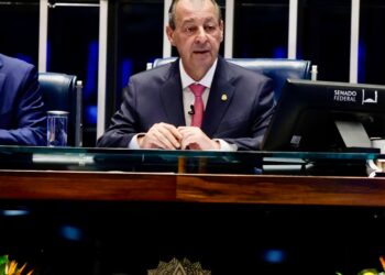 Senador Omar destaca avanço no projeto de construção do novo porto na Manaus Moderna