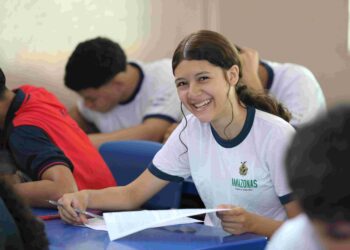Hora do Saeb: Secretaria de Educação realiza aulão ao vivo para todo o Amazonas com foco na prova diagnóstica