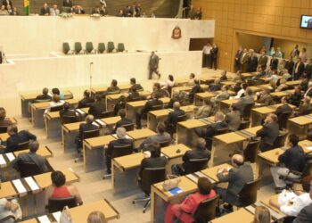 Polícia Civil vai investigar ameaças de morte a deputadas de SP