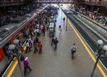 São Paulo e Rio têm fluxo migratório negativo pela primeira vez