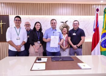Presidente Roberto Cidade anuncia FGV como banca responsável pelo concurso público da Aleam