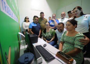 Governador Wilson Lima entrega salas de Telessaúde em Manaquiri e Careiro Castanho alcançando 21 municípios com estrutura para teleconsultas