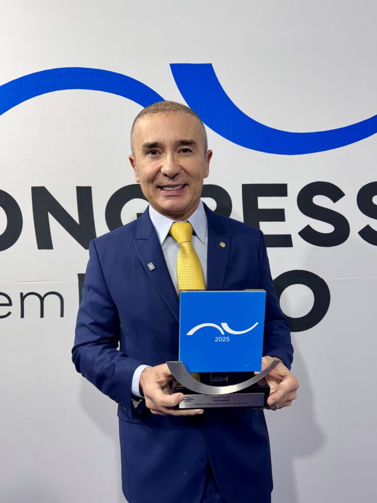 Deputado de Roraima Duda Ramos é eleito, pela terceira vez consecutiva e pelo voto popular, o deputado mais votado da Região Norte no Prêmio Congresso em Foco 2025