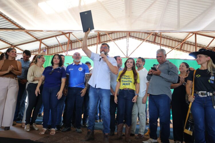 Em Apuí, governador Wilson Lima assina decreto que amplia regularização ambiental de produtores rurais no sul do Amazonas
