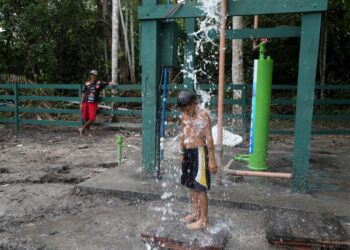 Água potável com energia solar transforma vida de quilombo no Amazonas - FAS
