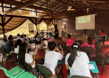 Capacitação em manutenção de eletrodomésticos empodera mulheres de comunidades da Amazônia - FAS