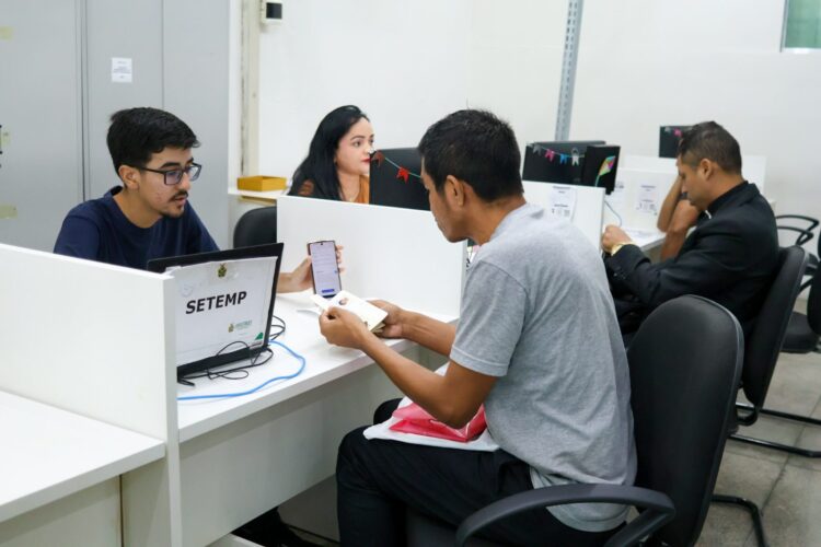 Sine Amazonas divulga 175 vagas de emprego para esta terça-feira